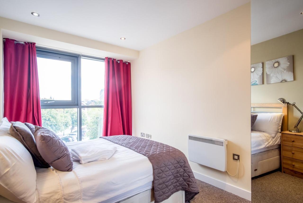 City One Bedroom Apartment With Juliet Balcony In West One - Parking Possible Sheffield Eksteriør billede